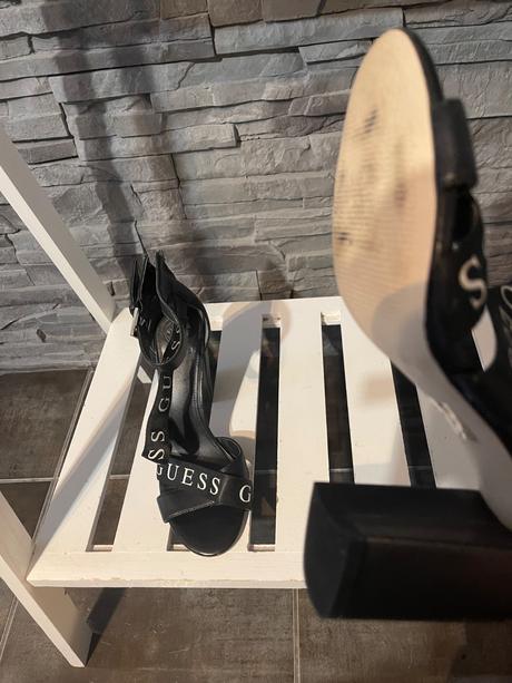 Guess v.38, guess,38