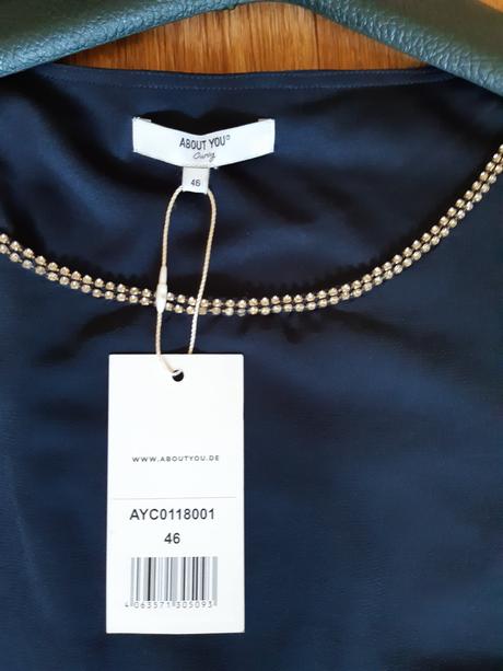 Spoločenské šaty, 46