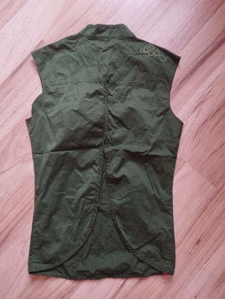 Zaujímavé tricko, m