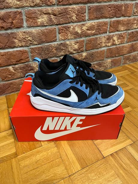 Tenisky nike jordán 43, nike,43