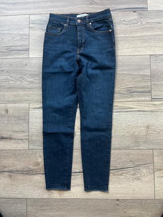 Džínsy, reserved,34