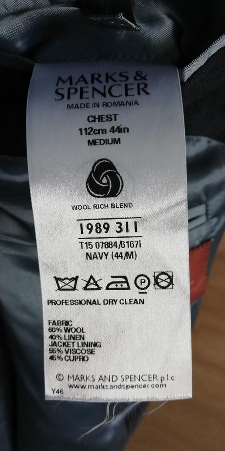 Oblek marks & spencer, 56