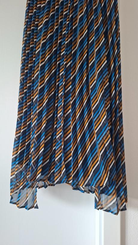 Plisovaná sukňa gestuz, s