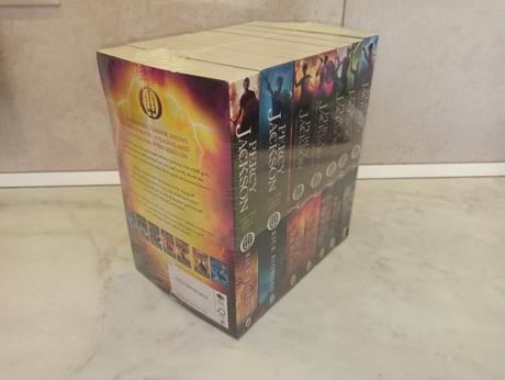 Rick riordan - percy jackson / greek gods + heroes,