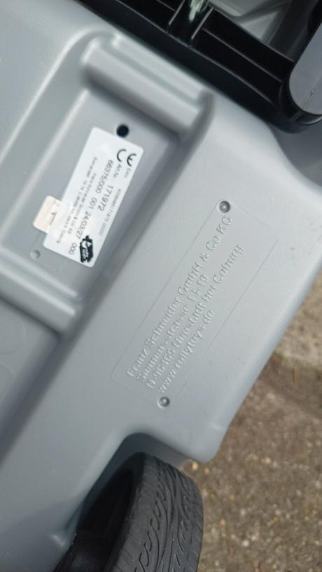 Odrazadlo auticko / kamion mercedes actros,