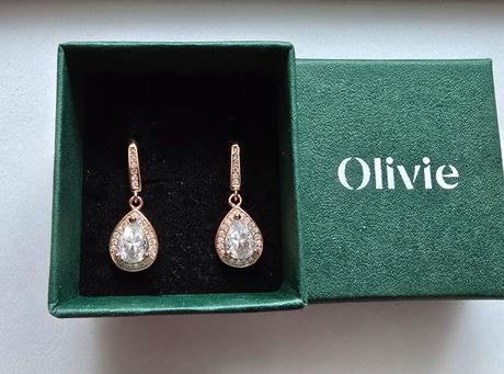 Strieborné náušnice, 