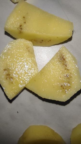 Divné škvrny na zemiakoch: Vyhodiť alebo konzumovať?