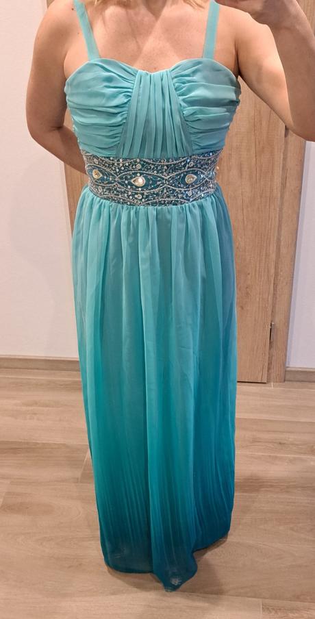 Spolocenske saty, 36