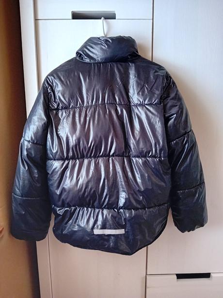 Dievcenska zimna leskla bunda, h&m,146