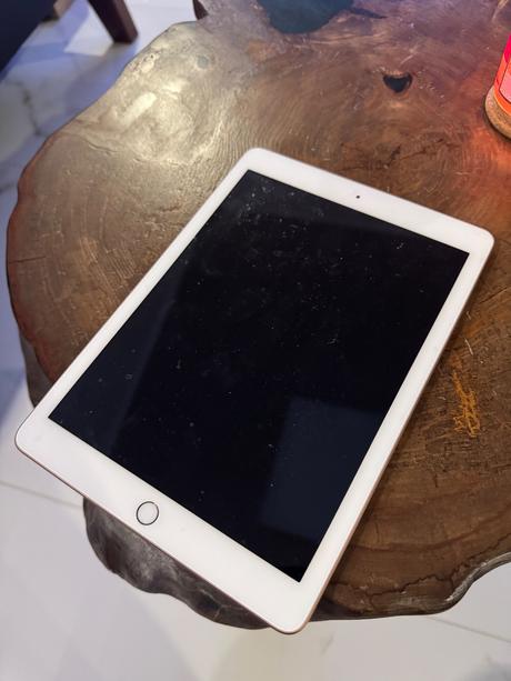 Apple ipad 6 generacie, apple