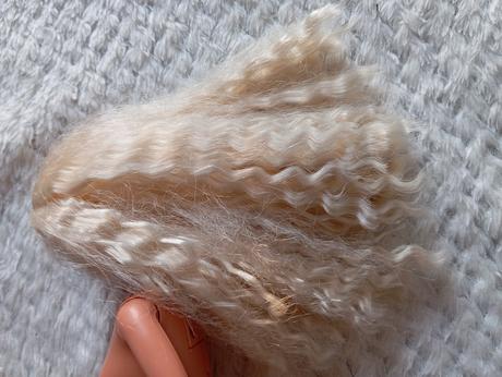 Retro blond barbie 1,