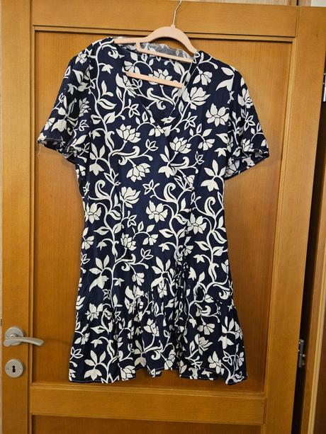 Šaty s kvetmi, sinsay,l