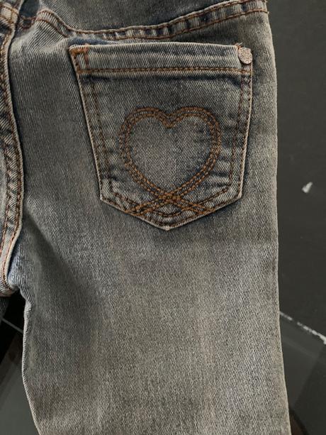 Slim dievčenské rifle 104, 104