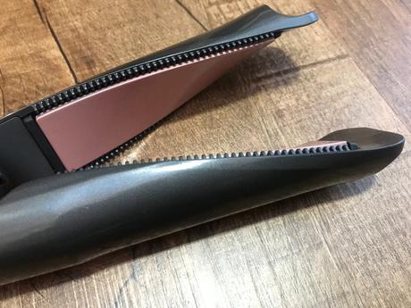 Žehlička remington,