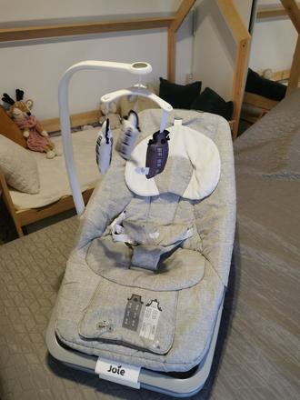 Darujem lehátko joie dreamer,