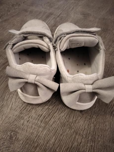 Tenisky, reserved,32