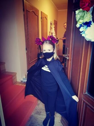 Lindex plášť - maska (upir, haloween, čarodej, 