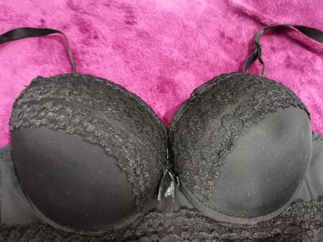 Čipkovana čierna push - up, 75b