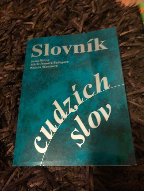 Slovnik cudzich slov,