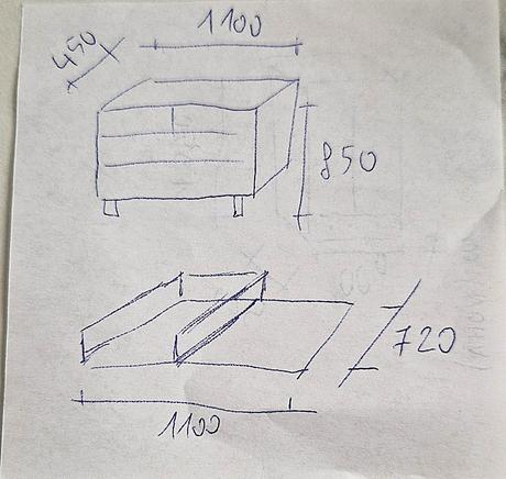 Komoda s prebalovacim pultom a skrina,