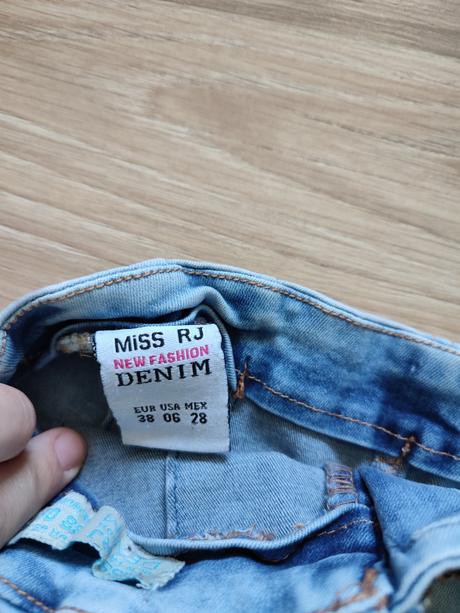 Krátke nohavice, 38