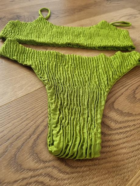 Bikini na štýl hunza,