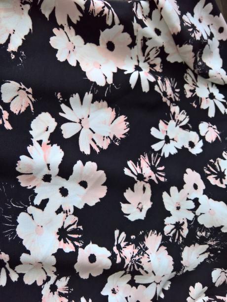 Kvietkované šaty, f&f,38