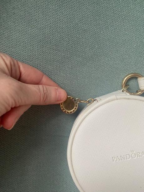 Šperkovnica pandora, pandora