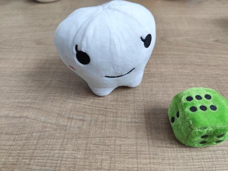 Plyšovy zúbok, kocka, 