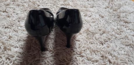 Čierne lodičky lakovky, 36