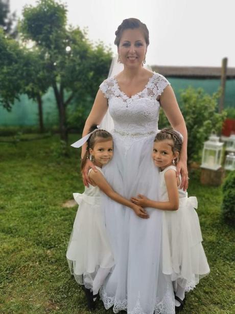 Svadobné šaty na šnurovanie, m