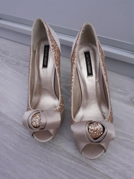 Lodičky zn. victoria delef veľ. 37, 37