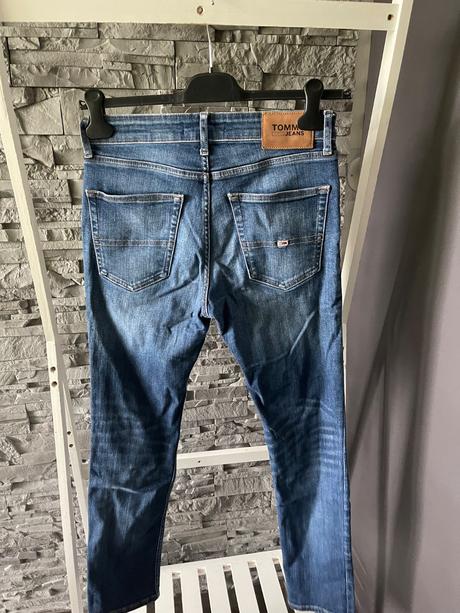 Tommy hilfiger v.30, tommy hilfiger,30