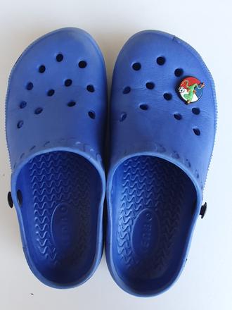Kroksy, 33