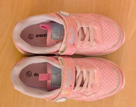 Svietiace tenisky 27, graceland,27