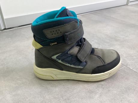 Zimne topanky, ecco,32
