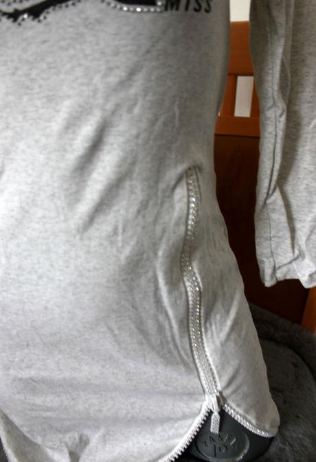 Tunika s trblietavym zipsom, s