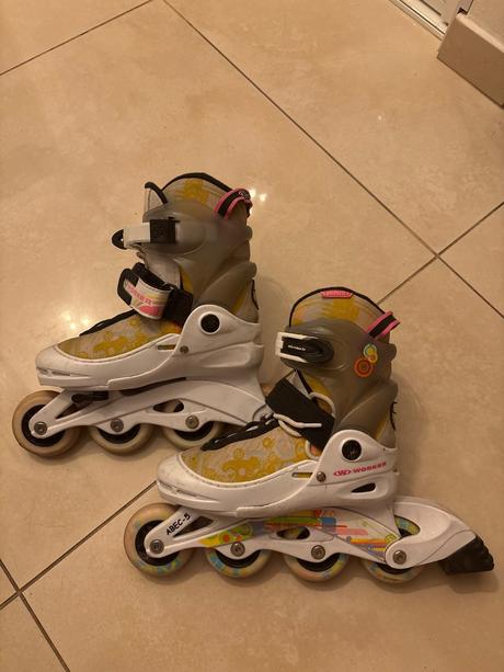 Dievčenské kolieskové svietiace korcule worker, 35