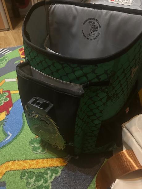 Skolska taska lego ninjago, 