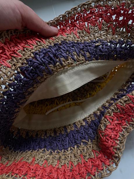 Letný pestrofarebný klobúk z prírodného materiálu, 