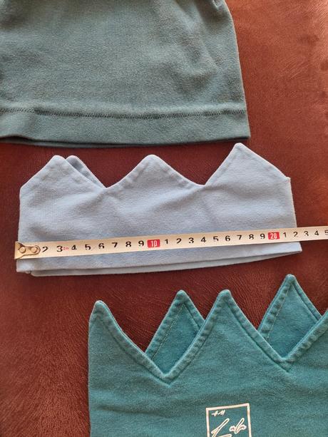 Jarné čiapky a korunky, 104