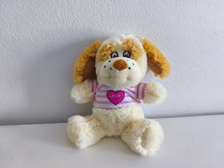 Pes v tričku 20 cm, 