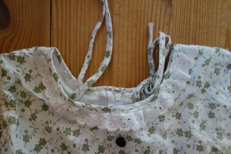 Vidiecke dievčenské šaty, 104