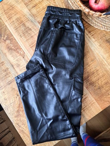 Koženkové kapsáče, zara,xs