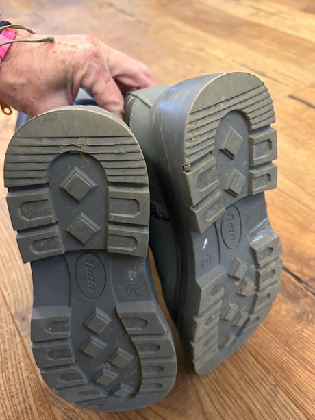 Zimne topanky cizmy 37, baťa,37