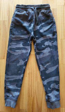 Tepláky next 122 na 7 rokov, next,122