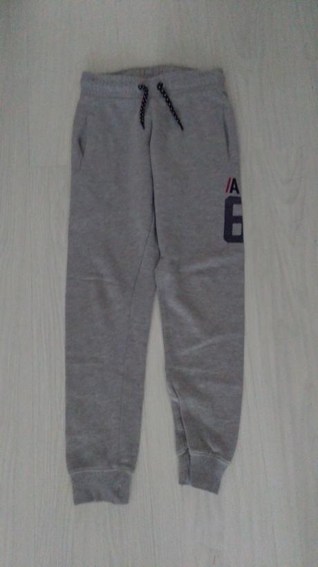 Tepláky, chapter young,134