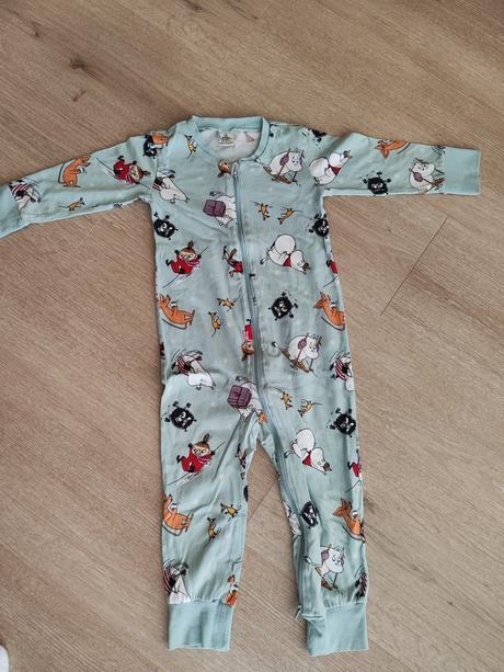 Pyžamko moomin, lindex,92