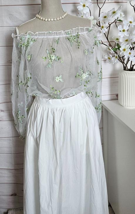 Krásna priesvitná blúzka, 