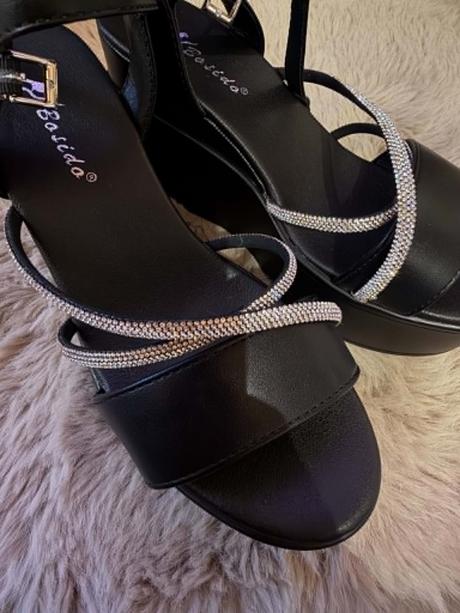 Stylove damske nove sandalky na platforme, 38